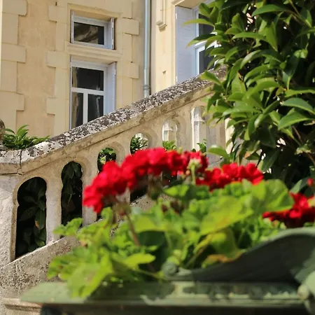 Oda ve Kahvaltı Chateau Des Mussets *